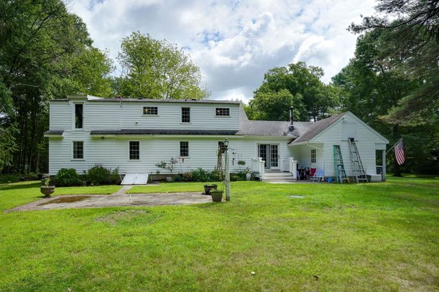 141 Holliston St, Medway, MA 02053