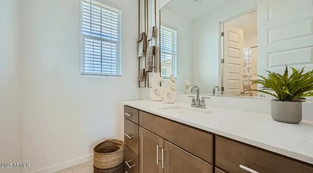 10112 E ULYSSES Avenue, Mesa, AZ 85212