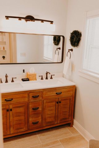 323 E 3rd Street, Frankfort, KY 40601