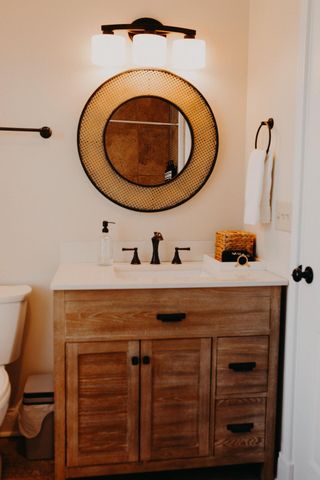 323 E 3rd Street, Frankfort, KY 40601