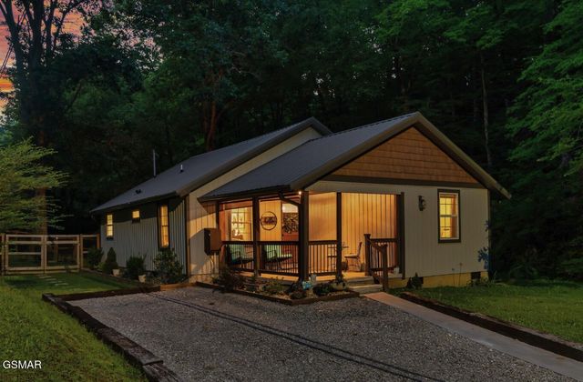 732 Hardin Lane, Sevierville, TN 37862
