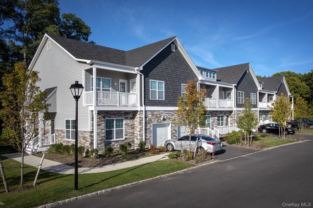 495 Middle Country Road 58, Selden, NY 11784