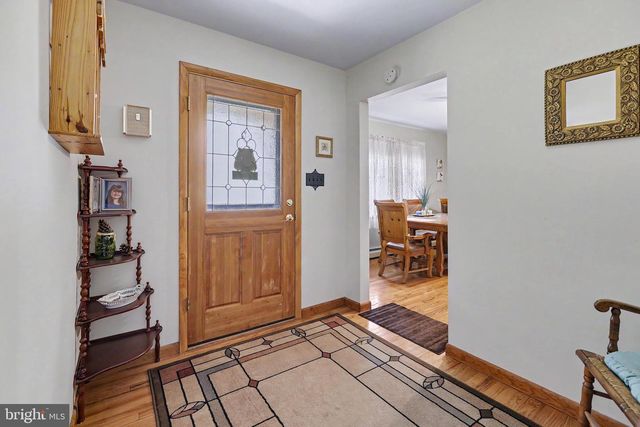 2048 BUSTLETON RD, Burlington, NJ 08016