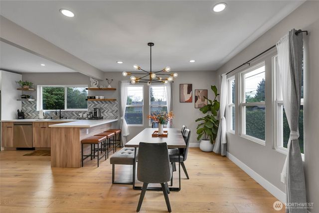7901 16th Avenue SW, Seattle, WA 98106