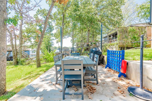 202 Sunray Street, Mabank, TX 75156