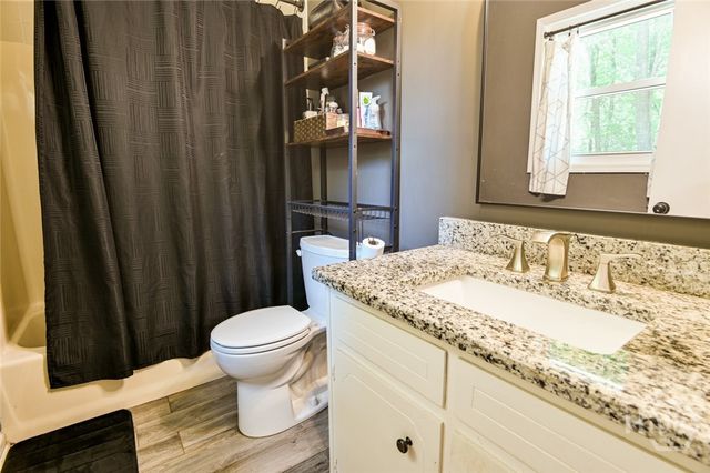 3997 Stacy Lane, Snellville, GA 30039