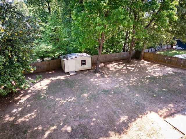 3997 Stacy Lane, Snellville, GA 30039