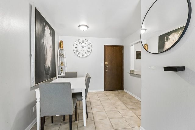 7449 Washington Street 403, Forest Park, IL 60130