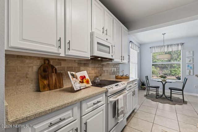 8573 LITTLE SWIFT Circle 31B, Jacksonville, FL 32256