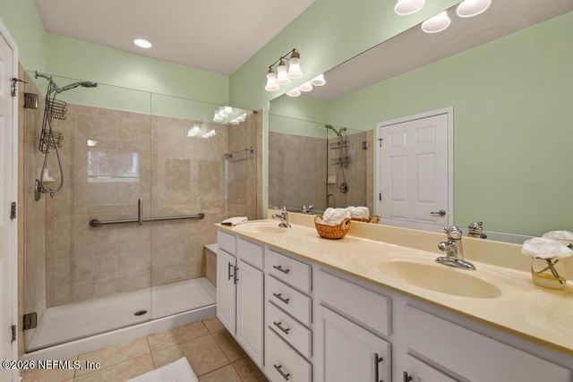 8573 LITTLE SWIFT Circle 31B, Jacksonville, FL 32256