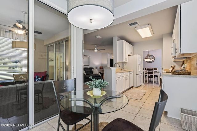 8573 LITTLE SWIFT Circle 31B, Jacksonville, FL 32256