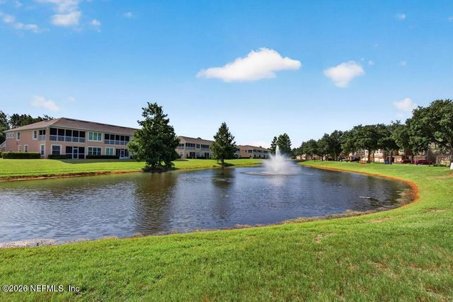 8573 LITTLE SWIFT Circle 31B, Jacksonville, FL 32256
