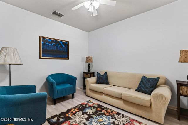 8573 LITTLE SWIFT Circle 31B, Jacksonville, FL 32256