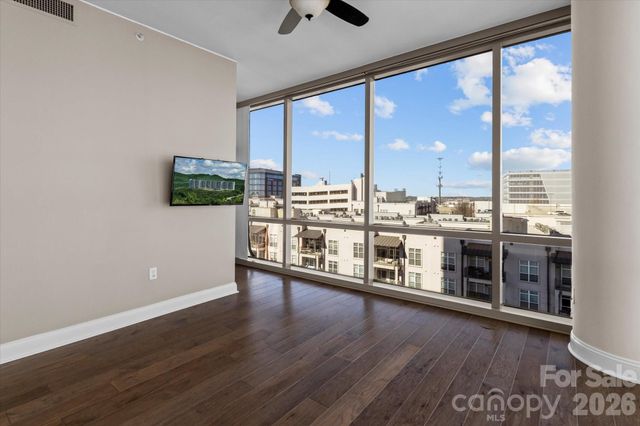 315 Arlington Avenue 906, Charlotte, NC 28203