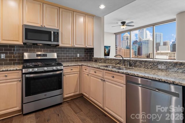 315 Arlington Avenue 906, Charlotte, NC 28203