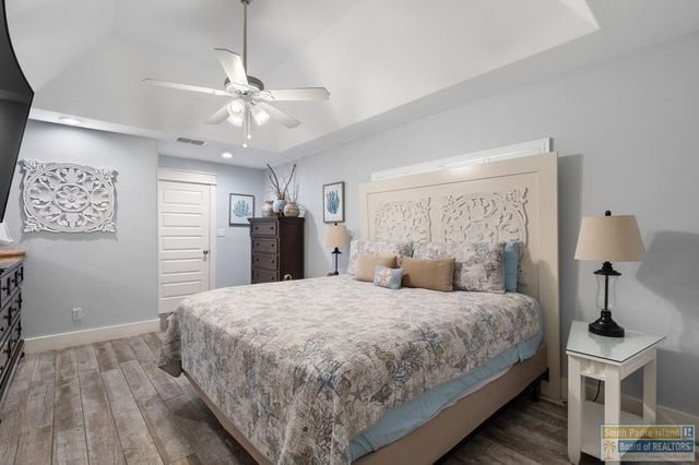 204 W Mesquite St., South Padre Island, TX 78597