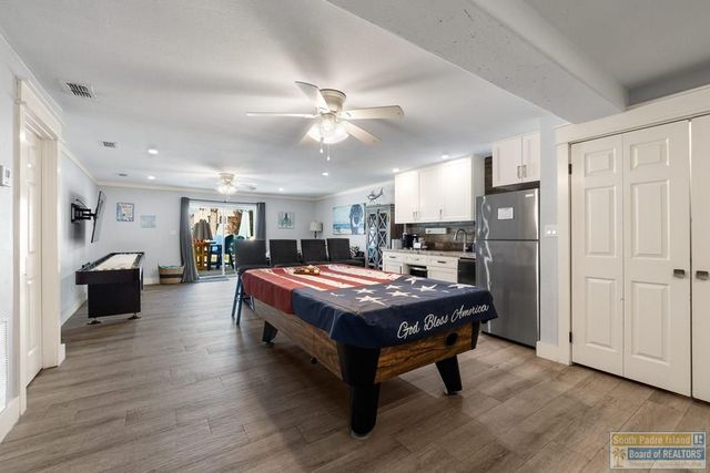 204 W Mesquite St., South Padre Island, TX 78597