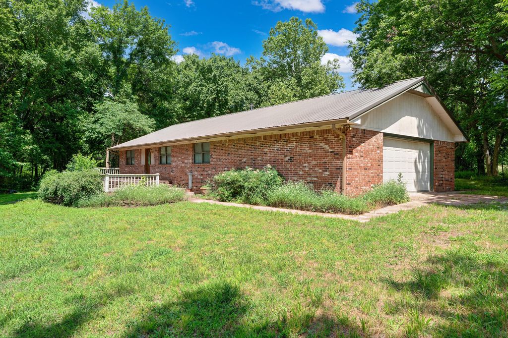 448537 E 330 Road, Afton, OK 74331