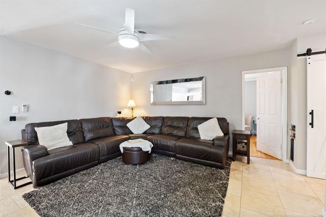 2821 NE 9th Court, Pompano Beach, FL 33062