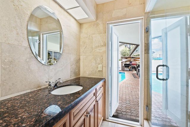 2821 NE 9th Court, Pompano Beach, FL 33062