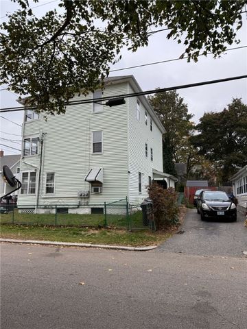 118 Chaplin Street, Pawtucket, RI 02861