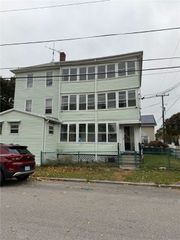 118 Chaplin Street, Pawtucket, RI 02861