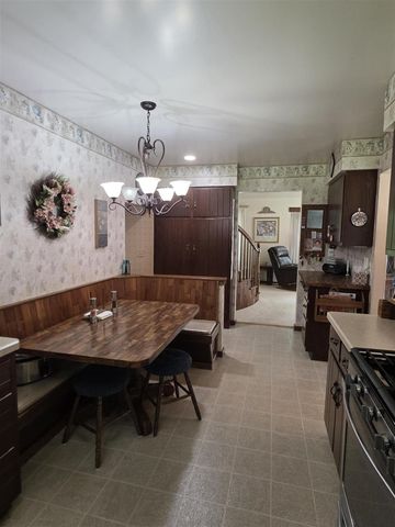 5163 Burning Tree Road, Kalamazoo, MI 49009