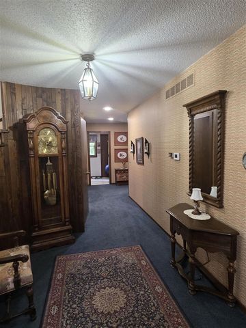 5163 Burning Tree Road, Kalamazoo, MI 49009