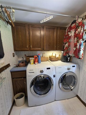 5163 Burning Tree Road, Kalamazoo, MI 49009