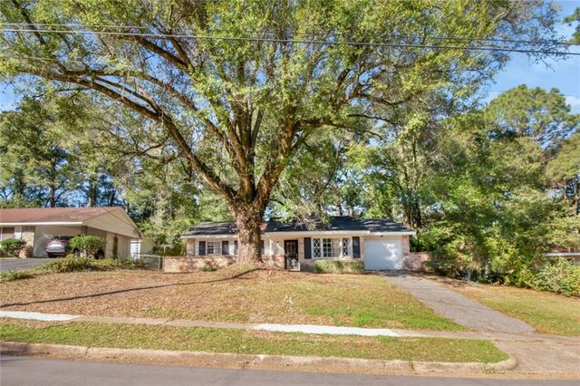 5516 Brightwood Lane, Mobile, AL 36608