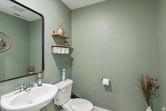 4252 W ANASAZI PARK CT, Riverton, UT 84096