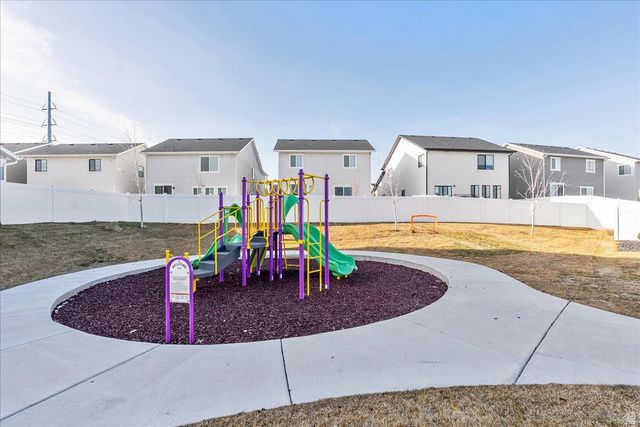 4252 W ANASAZI PARK CT, Riverton, UT 84096