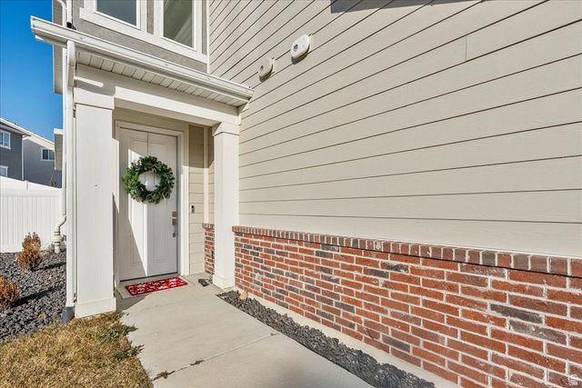 4252 W ANASAZI PARK CT, Riverton, UT 84096