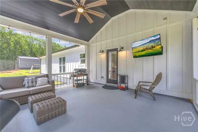 1025 Dewey Road, Statham, GA 30666