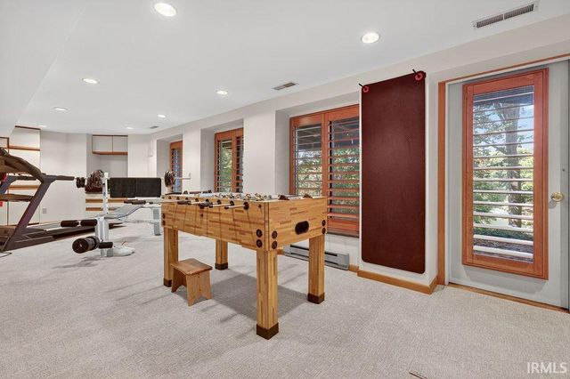 2160 S Ridgeview Road, Logansport, IN 46947