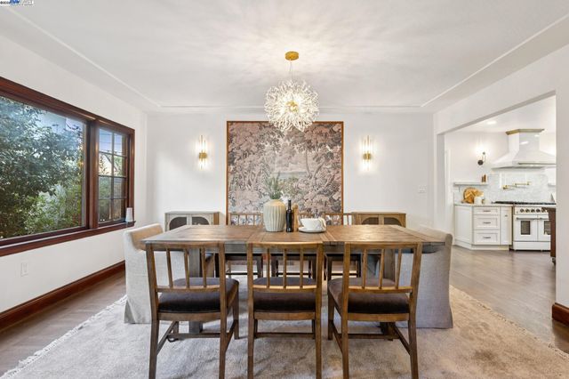 1728 Cambridge Dr, Alameda, CA 94501