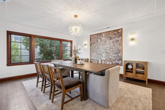 1728 Cambridge Dr, Alameda, CA 94501