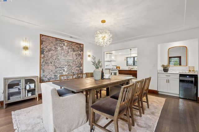 1728 Cambridge Dr, Alameda, CA 94501