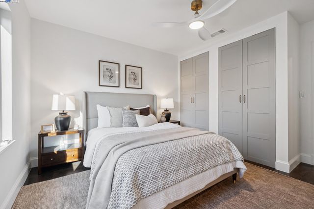 1728 Cambridge Dr, Alameda, CA 94501