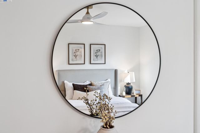 1728 Cambridge Dr, Alameda, CA 94501