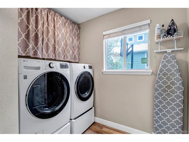 18215 E Warren Ave, Aurora, CO 80013