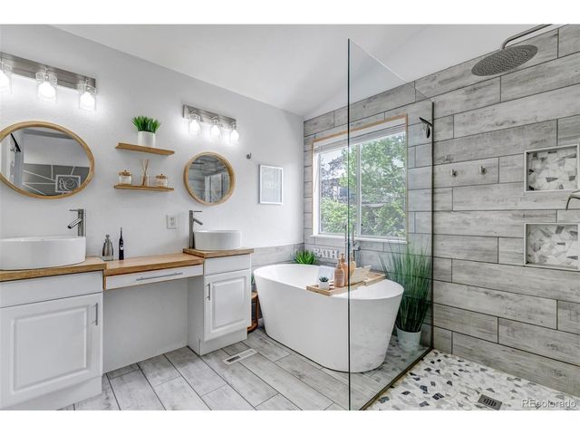 18215 E Warren Ave, Aurora, CO 80013