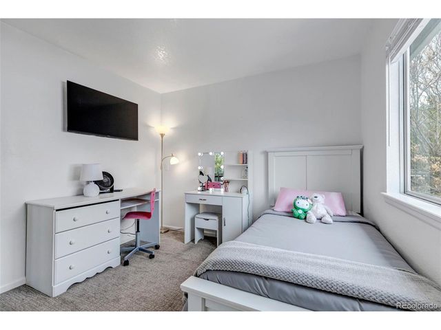 18215 E Warren Ave, Aurora, CO 80013