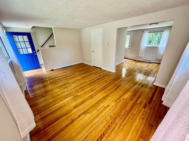 116 Central Street 116, Acton, MA 01720