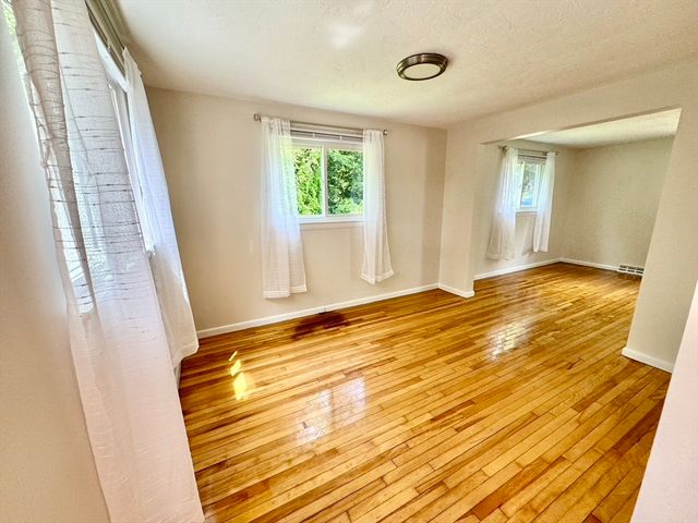 116 Central Street 116, Acton, MA 01720