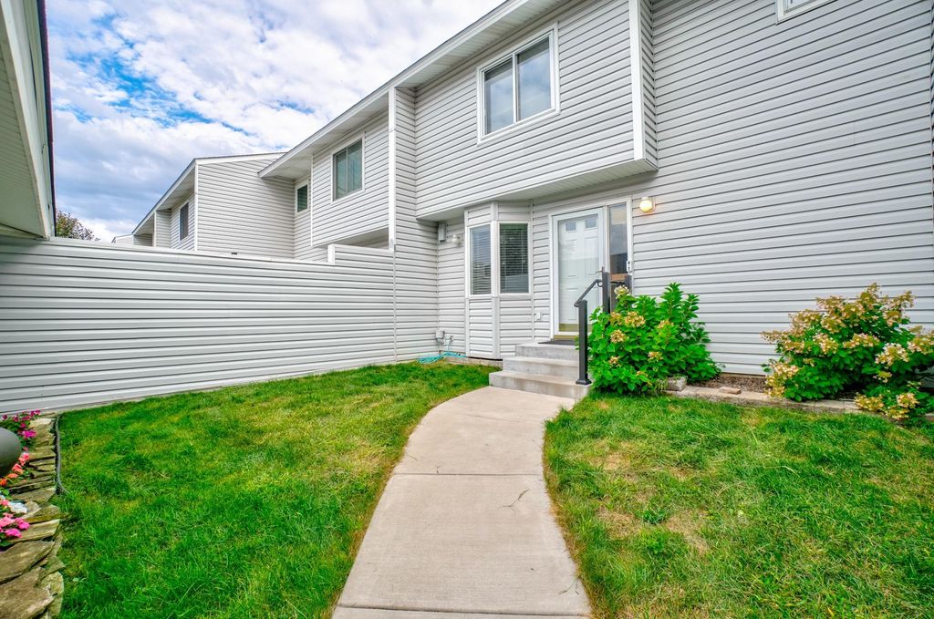 2174 Tower Court, Woodbury, MN 55125 — photo 2