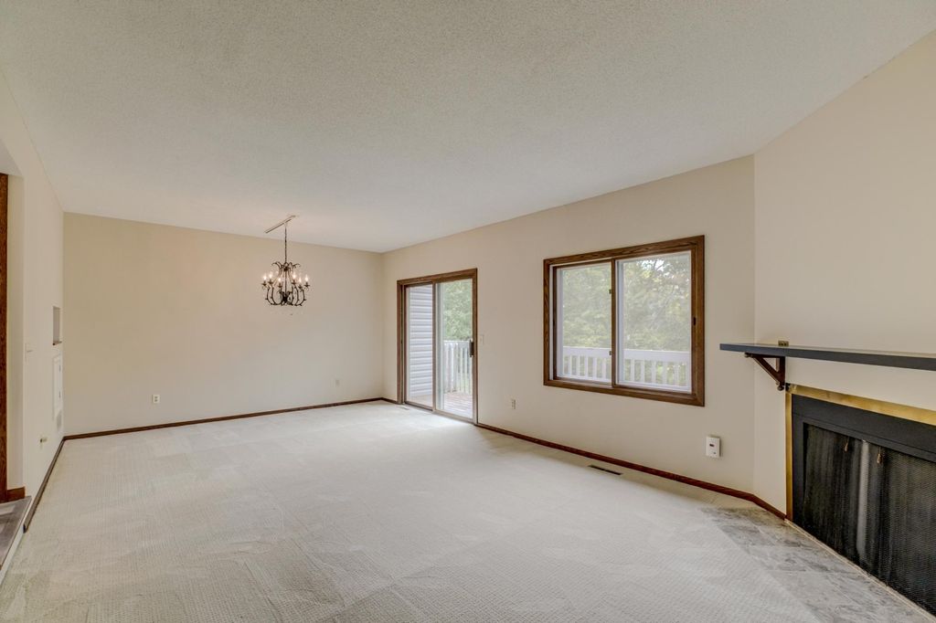 2174 Tower Court, Woodbury, MN 55125 — photo 4