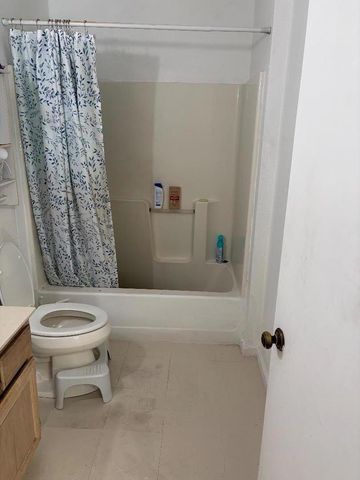 610 Hilton Street 9, Redwood City, CA 94063
