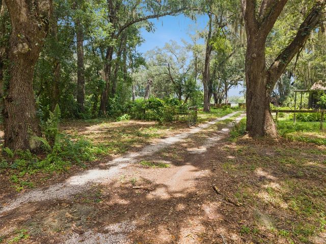 860 E LISA LANE, Apopka, FL 32703