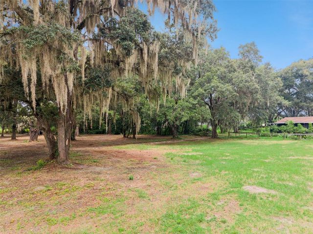 860 E LISA LANE, Apopka, FL 32703